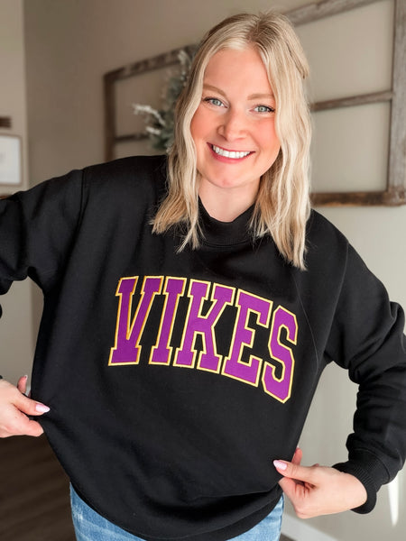 PREORDER Minnesota Retro Embroidered Mockneck