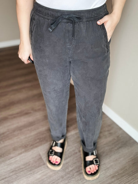 Avery Tapered Tencel Pant - Charcoal