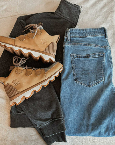 Reset Mode Quarter Zip Pullover - Black