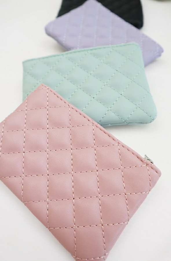 Lia Quilted Zipper Wallet