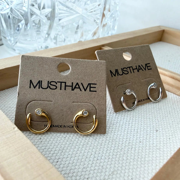 Avarie Bezel Curve Earrings - Gold