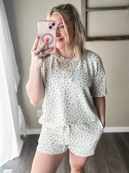 Petal & Thread Lounge Set