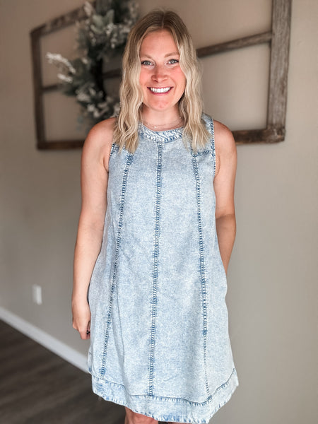 Karlee Sleeveless Chambray Dress
