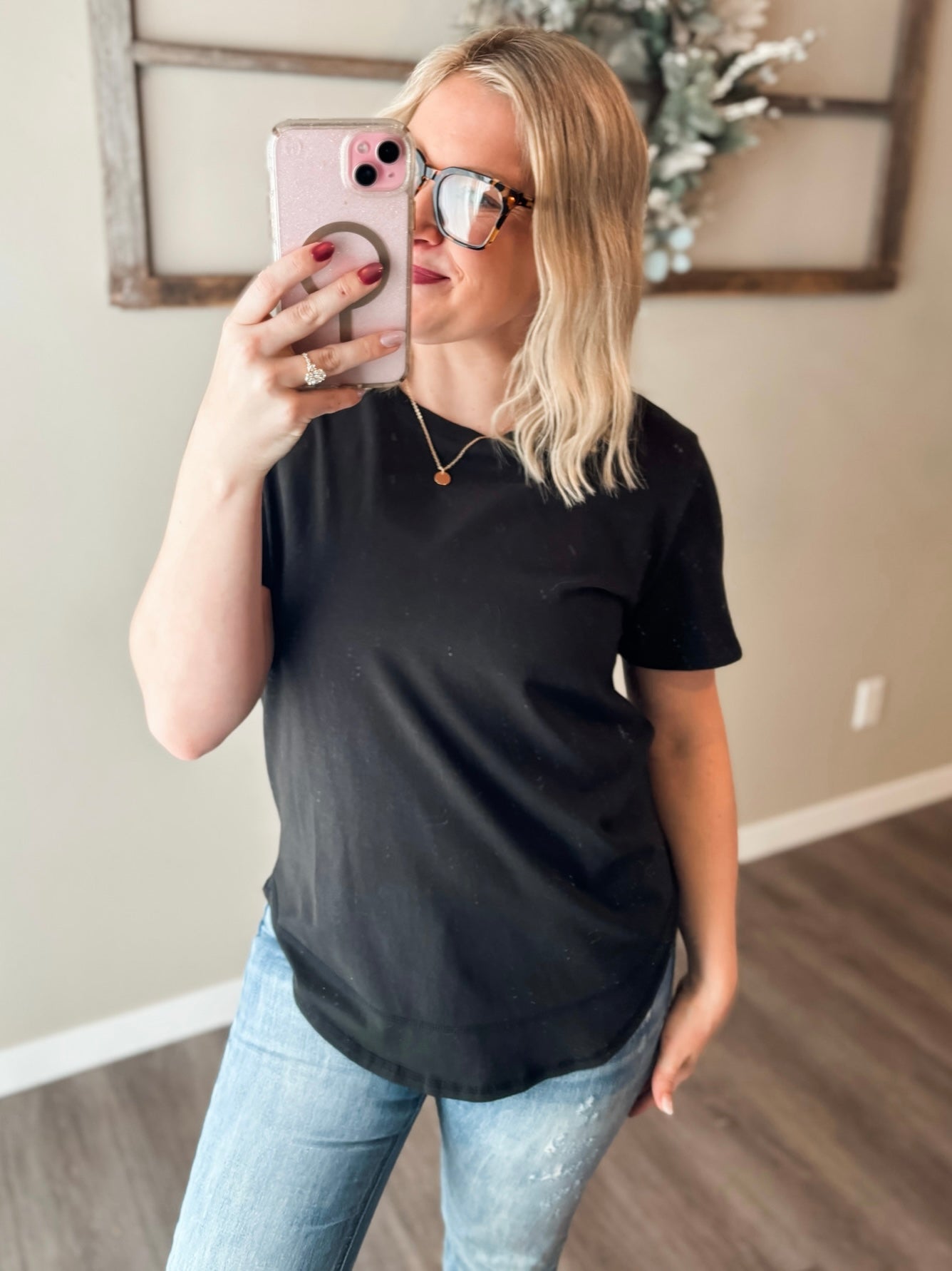 Kerigan Basic Round Tee - Black - SIZE SMALL