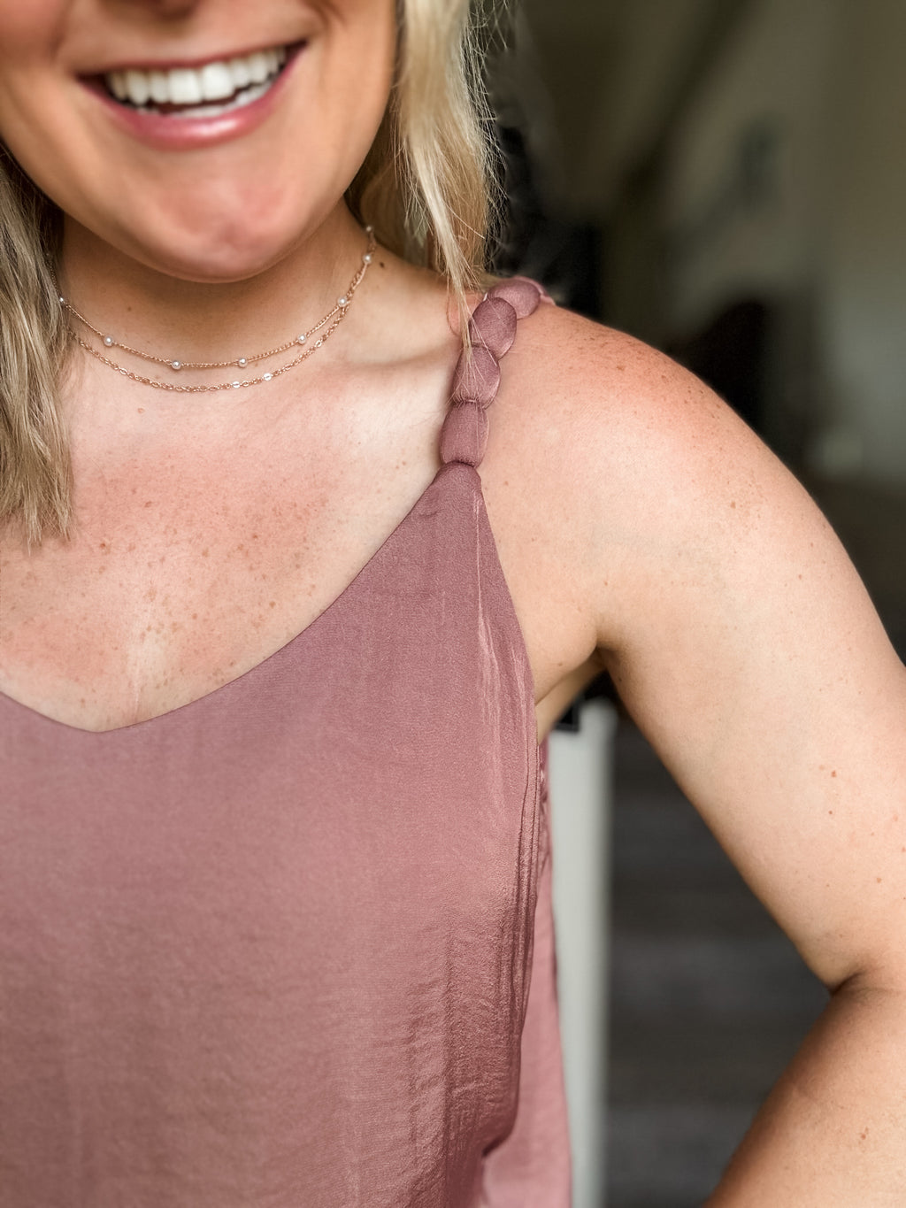 Zaria Billowy Strap Accent Tank - Mauve