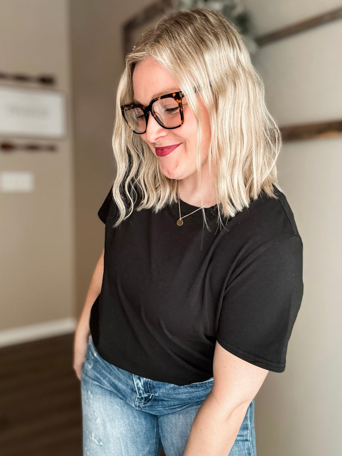 Kerigan Basic Round Tee - Black - SIZE SMALL