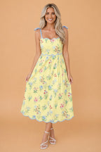 Wisteria Lane Floral Dress - SIZE MEDIUM
