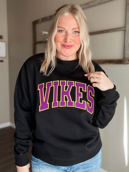 PREORDER Minnesota Retro Embroidered Mockneck