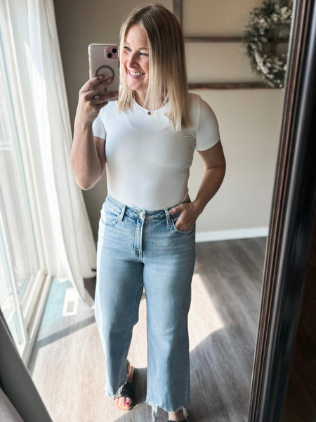 Melodie High Rise Straight Jean