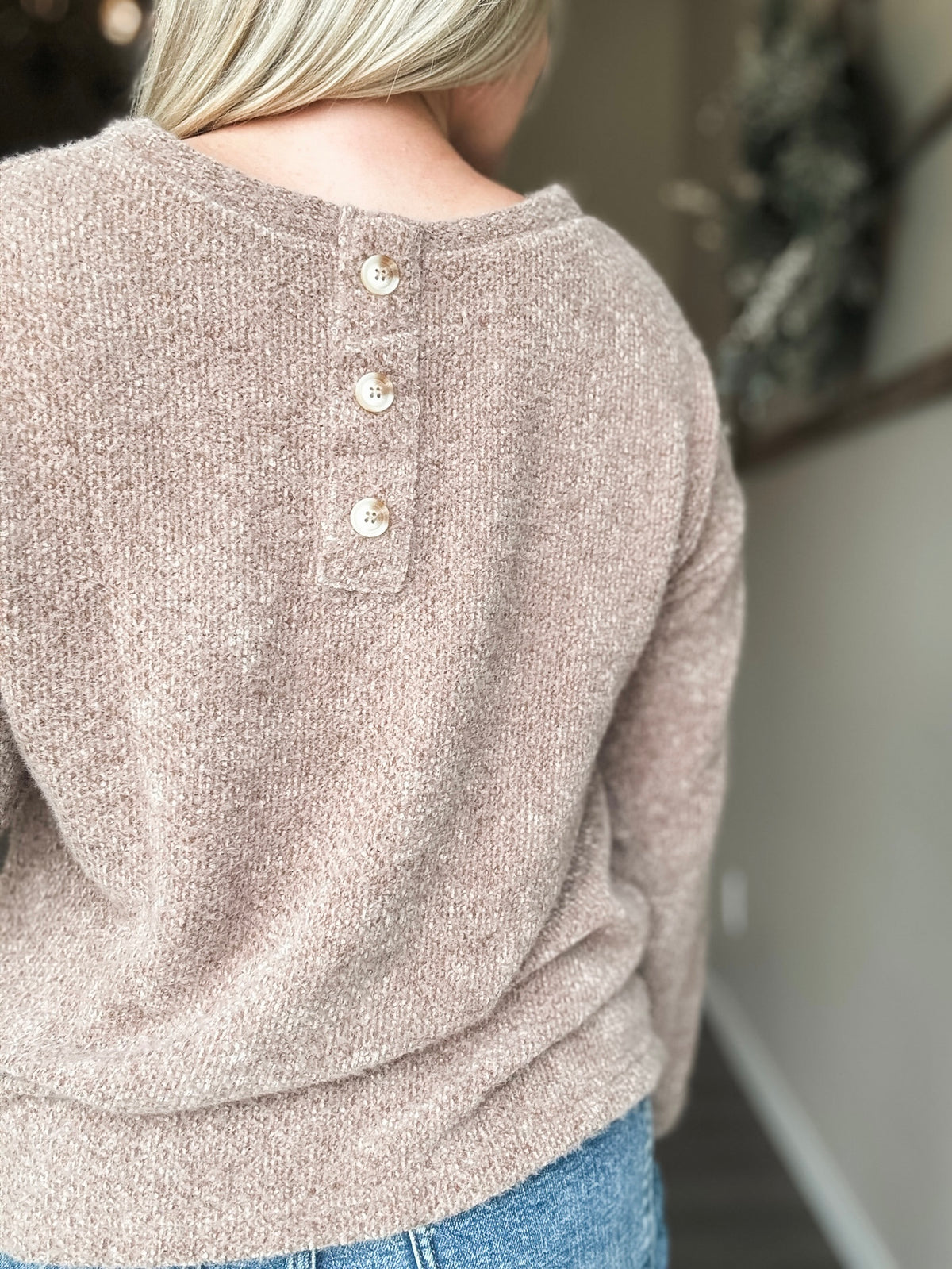 Xiana V Neck Top - Cocoa