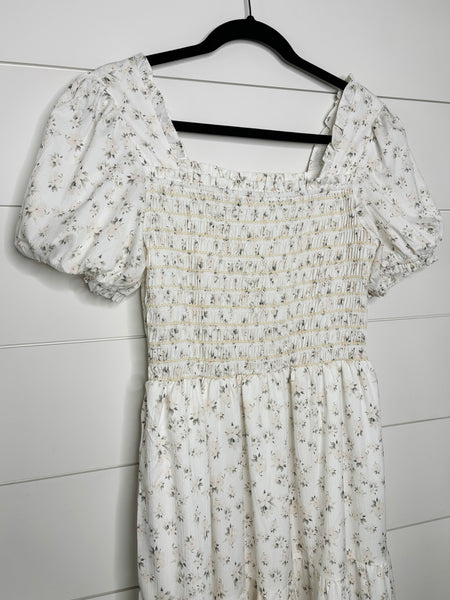Blythe Dainty Floral Maxi Dress - SIZE MEDIUM