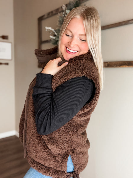 Roan Sherpa Vest
