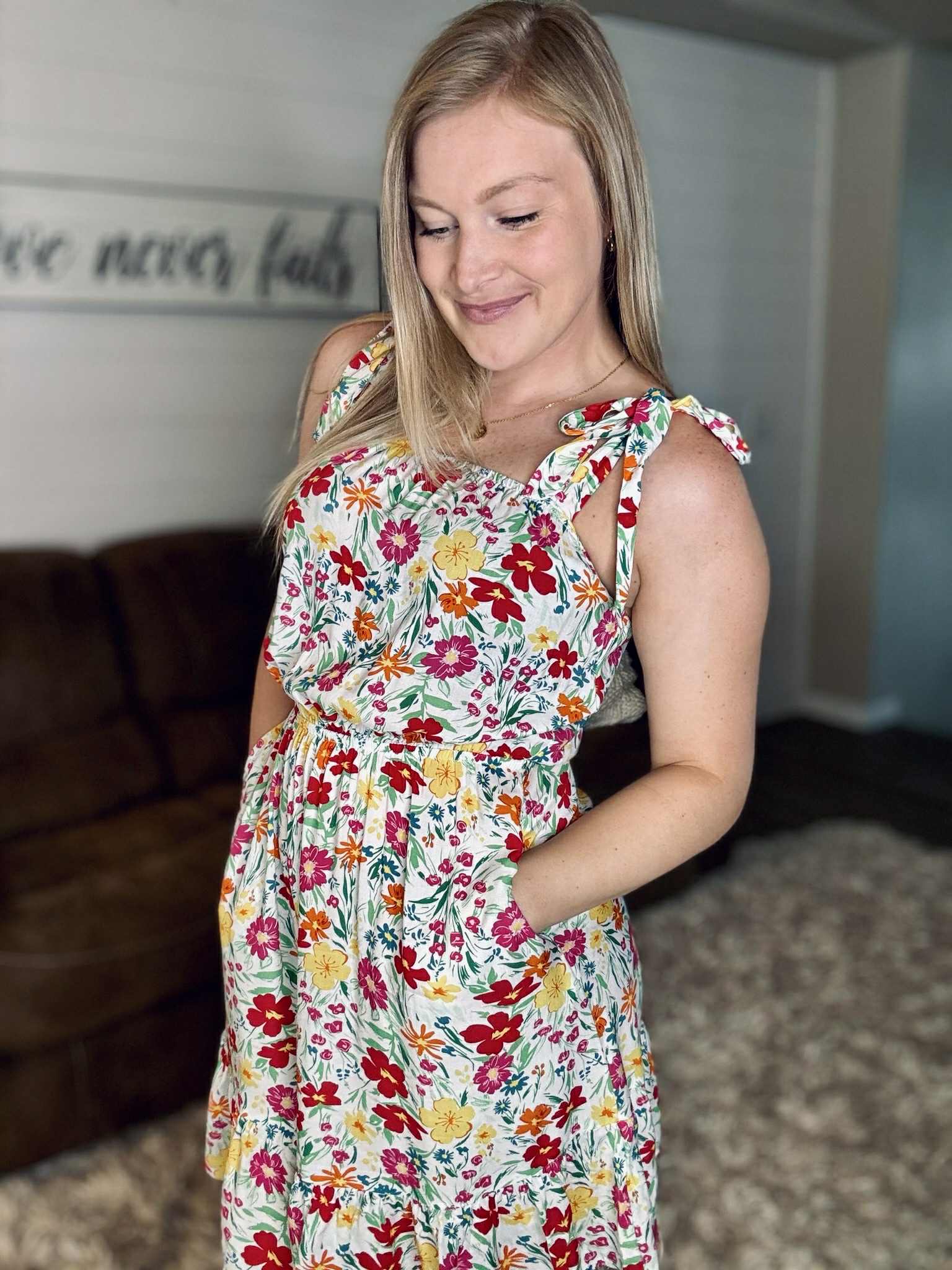 Carmellia Floral Dress - SIZE MEDIUM