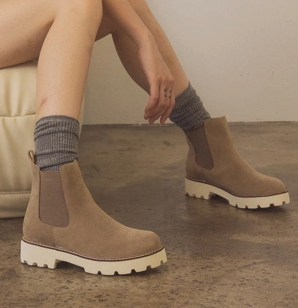 Chelsea Chunky Heel Boot - Khaki