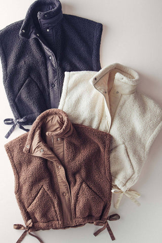 Annelise Sherpa Vest - 3 Color Options