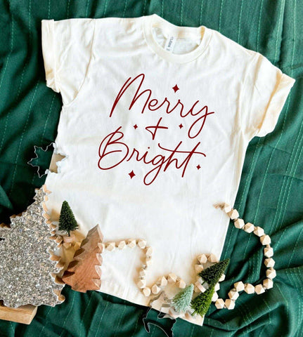 Merry & Bright Simple Graphic Tee - SIZE XL