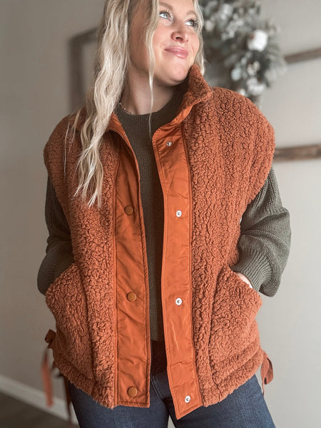 Teya Sherpa Vest