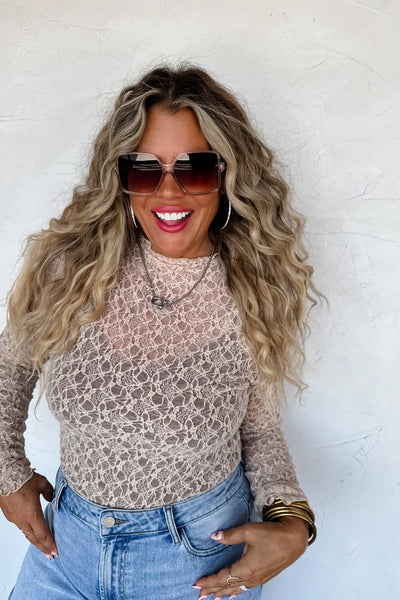 Jolie Lace Thumbhole Top