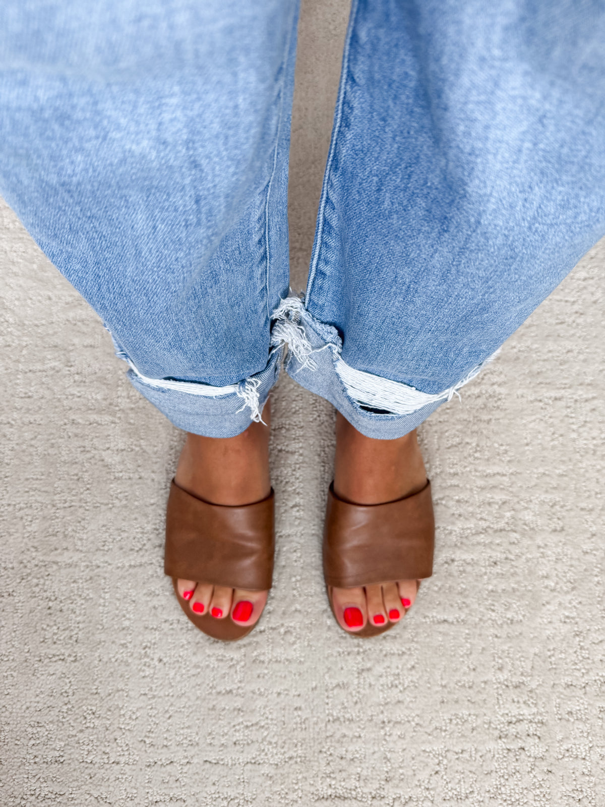 Sole Mate Slip on Sandals in Tan