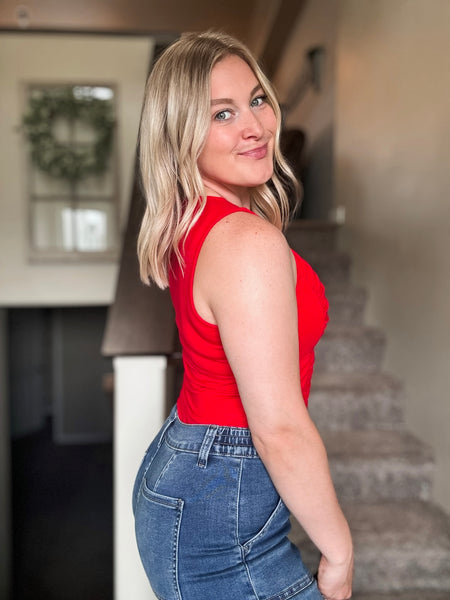 Ruched Side Sleeveless Knit Top - Red