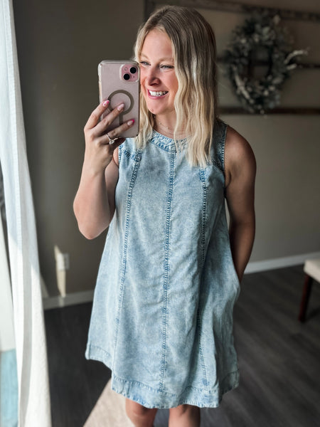 Karlee Sleeveless Chambray Dress