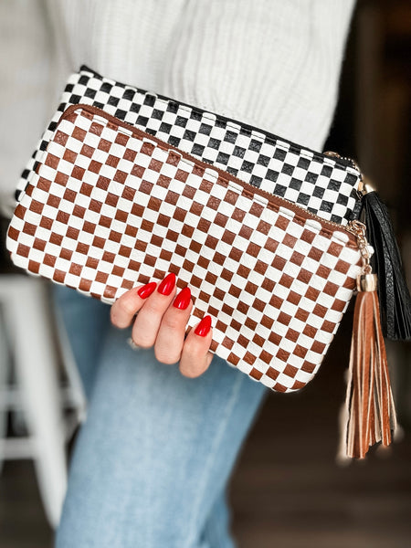 Moxie Checker Woven Wristlet - Chestnut