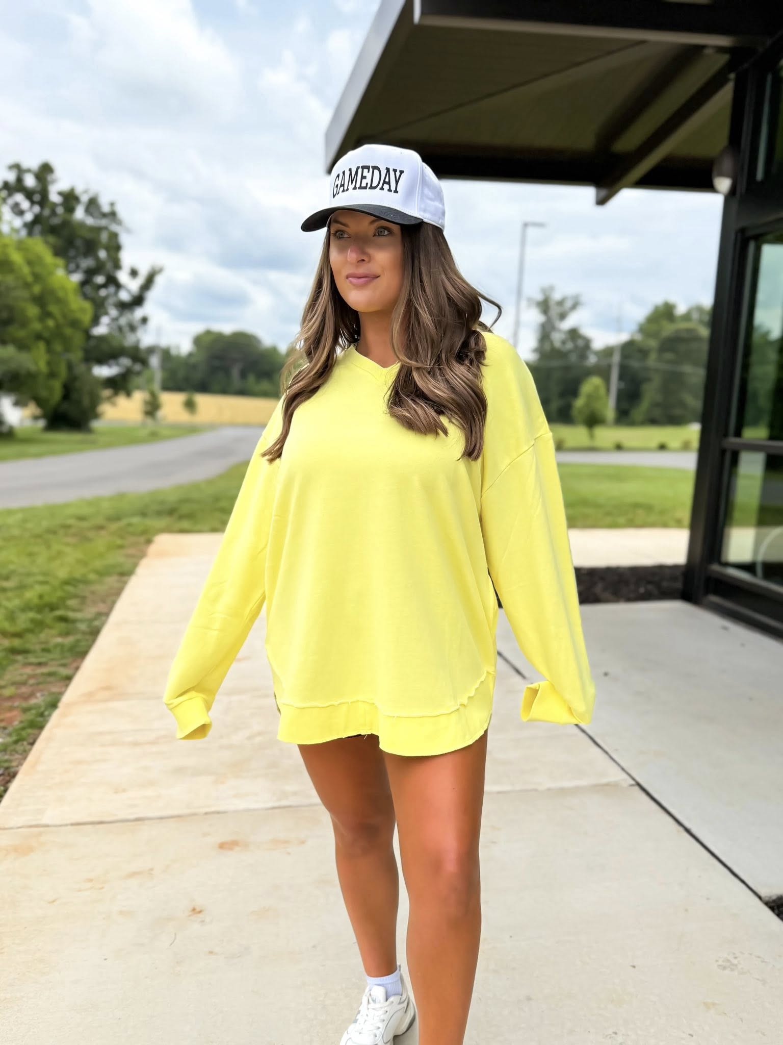 Lemon Curd V Neck Pullover - SIZE LARGE