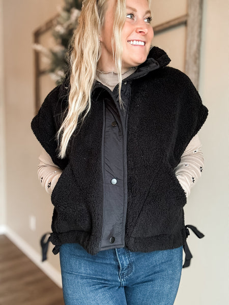 Annelise Sherpa Vest - 2 Color Options
