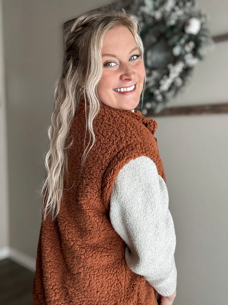 Teya Sherpa Vest
