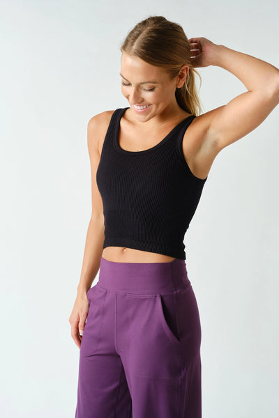 Rhea Ribbed Crop Tank - Black