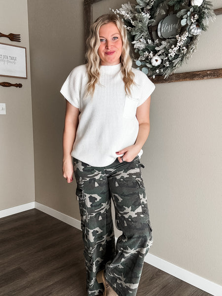 Ranger Camo Cargo Pants - SIZE 6