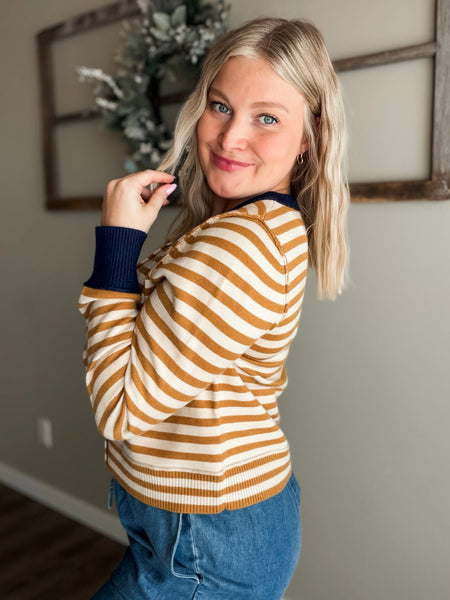 Whit Stripe Knit Cardigan
