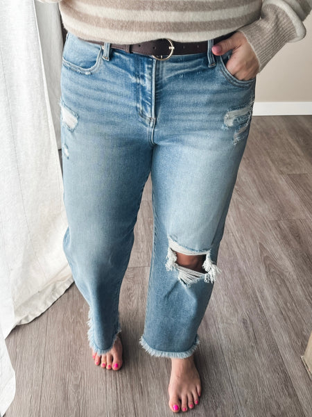 Mavis Cropped Barrel Jean