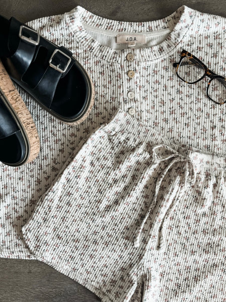 Petal & Thread Lounge Set