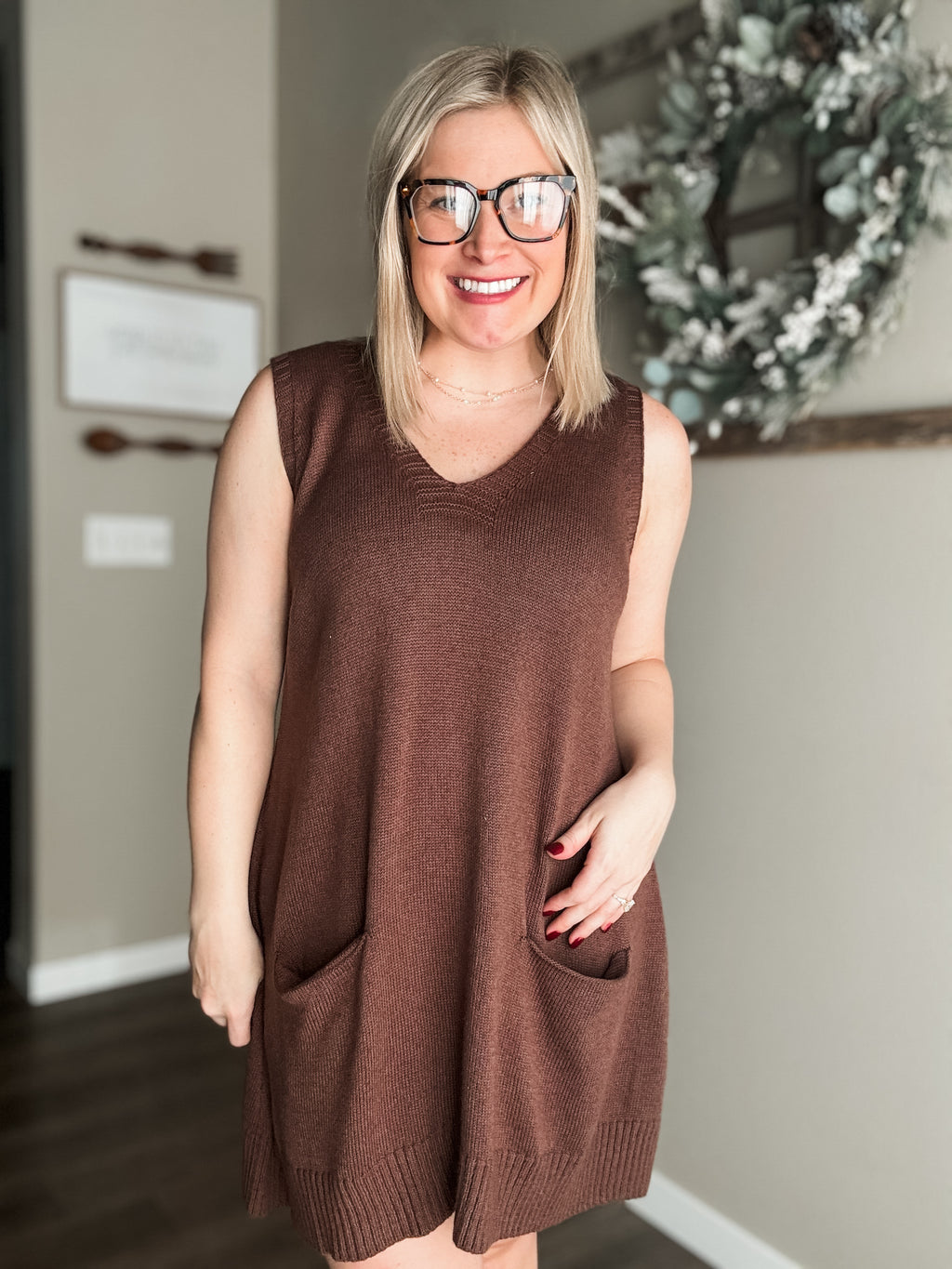 Wells Tunic Sweater Vest - SIZE MEDIUM