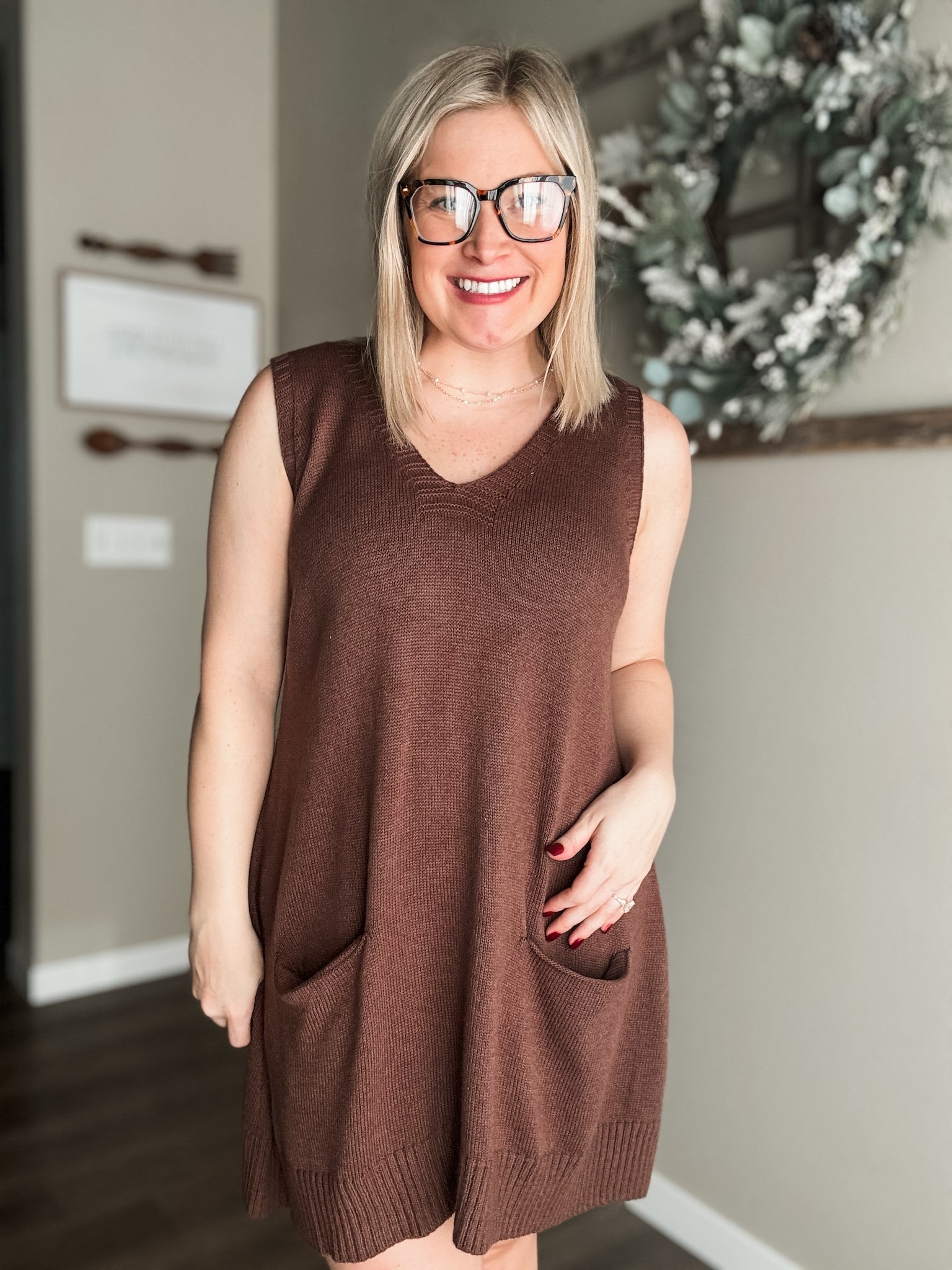 Wells Tunic Sweater Vest - SIZE MEDIUM
