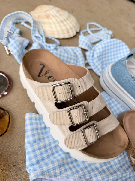 Triple Threat Sandal - Cream