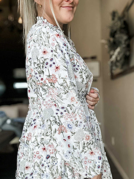 Carys Floral Dress - SIZE SMALL