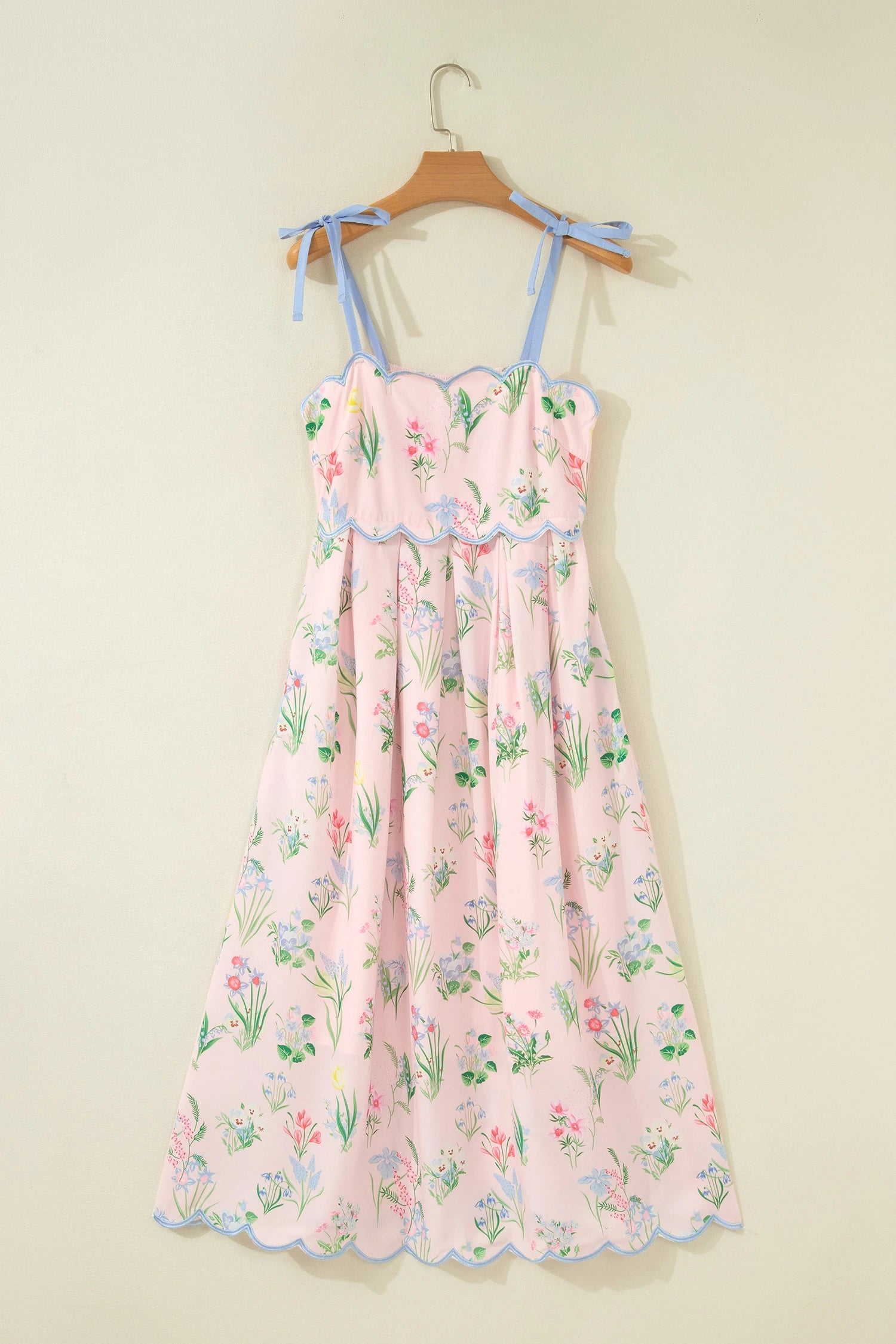 Wisteria Lane Floral Dress - SIZE MEDIUM