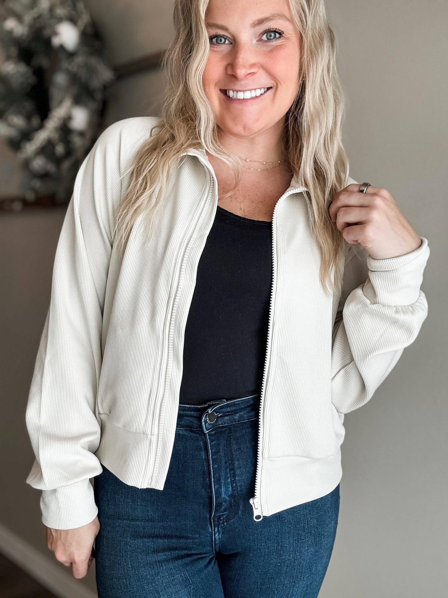 Lucie Ribbed Zip Jacket - SIZE LARGE