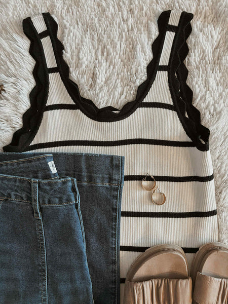 Maris Scalloped Trim Tank - SIZE MEDIUM