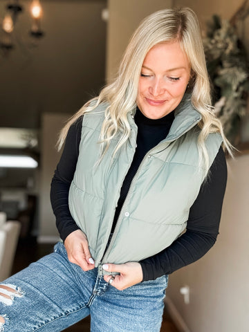 Brooklyn High Neck Cropped Puffer Vest - Olive