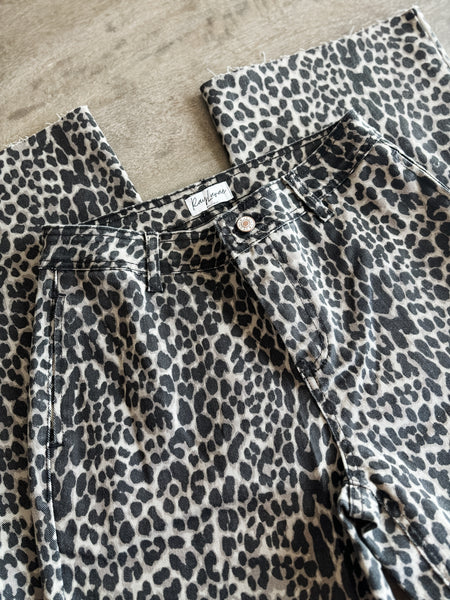 Untamed Wide Leg Leopard Pant