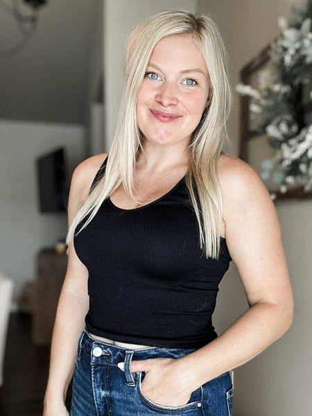 Elyse One Size Crop Tank - Black