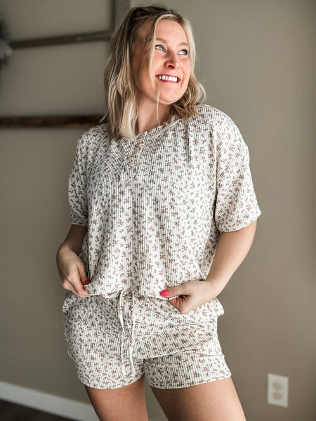 Petal & Thread Lounge Set