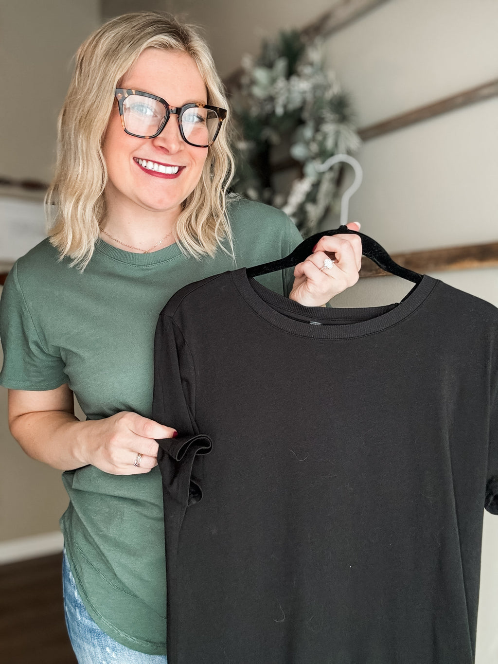 Kerigan Basic Round Tee - Black - SIZE SMALL
