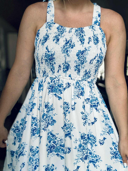 Lydia Floral Maxi Dress - SIZE MEDIUM