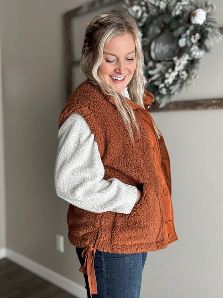 Teya Sherpa Vest