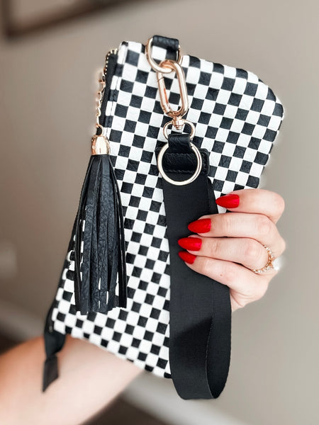 Moxie Checker Woven Wristlet - Black