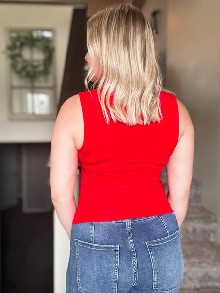 Ruched Side Sleeveless Knit Top - Red